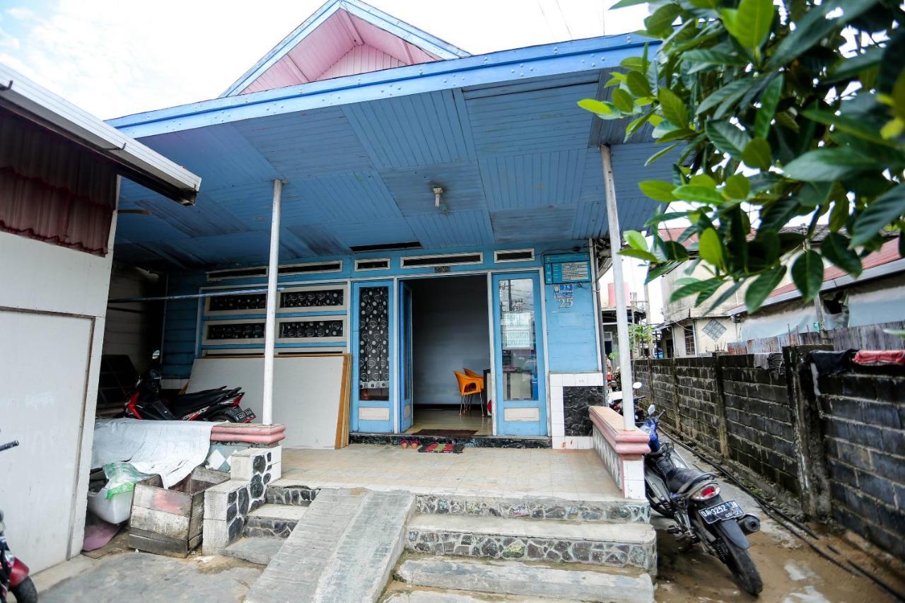 Hotel Oyo 2197 Pulau Laut 2*